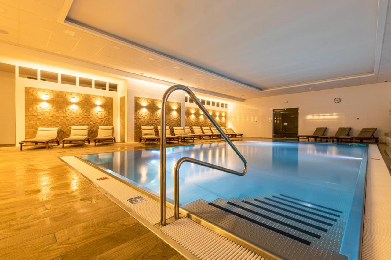 Apartment Moser 1303 كارلوفي فاري المظهر الخارجي الصورة