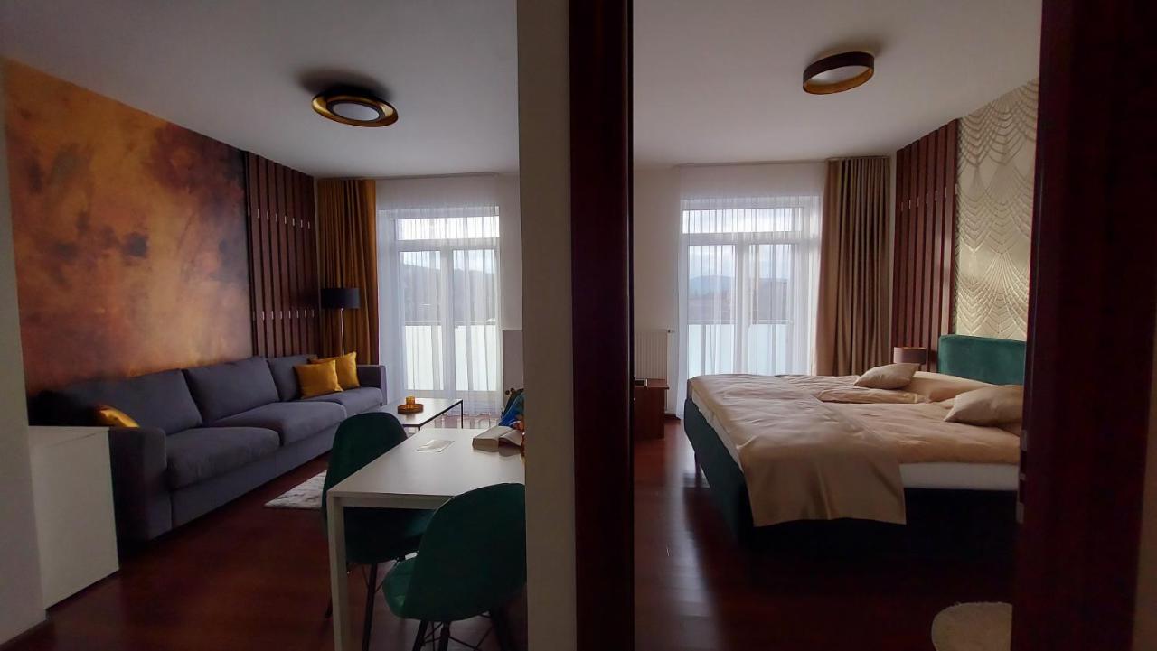 Apartment Moser 1303 كارلوفي فاري المظهر الخارجي الصورة